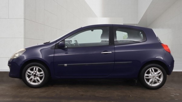 Renault Clio Dynamique (2007) 1.4 16v Dynamique Hatchback 3dr Petrol Manual (2007)