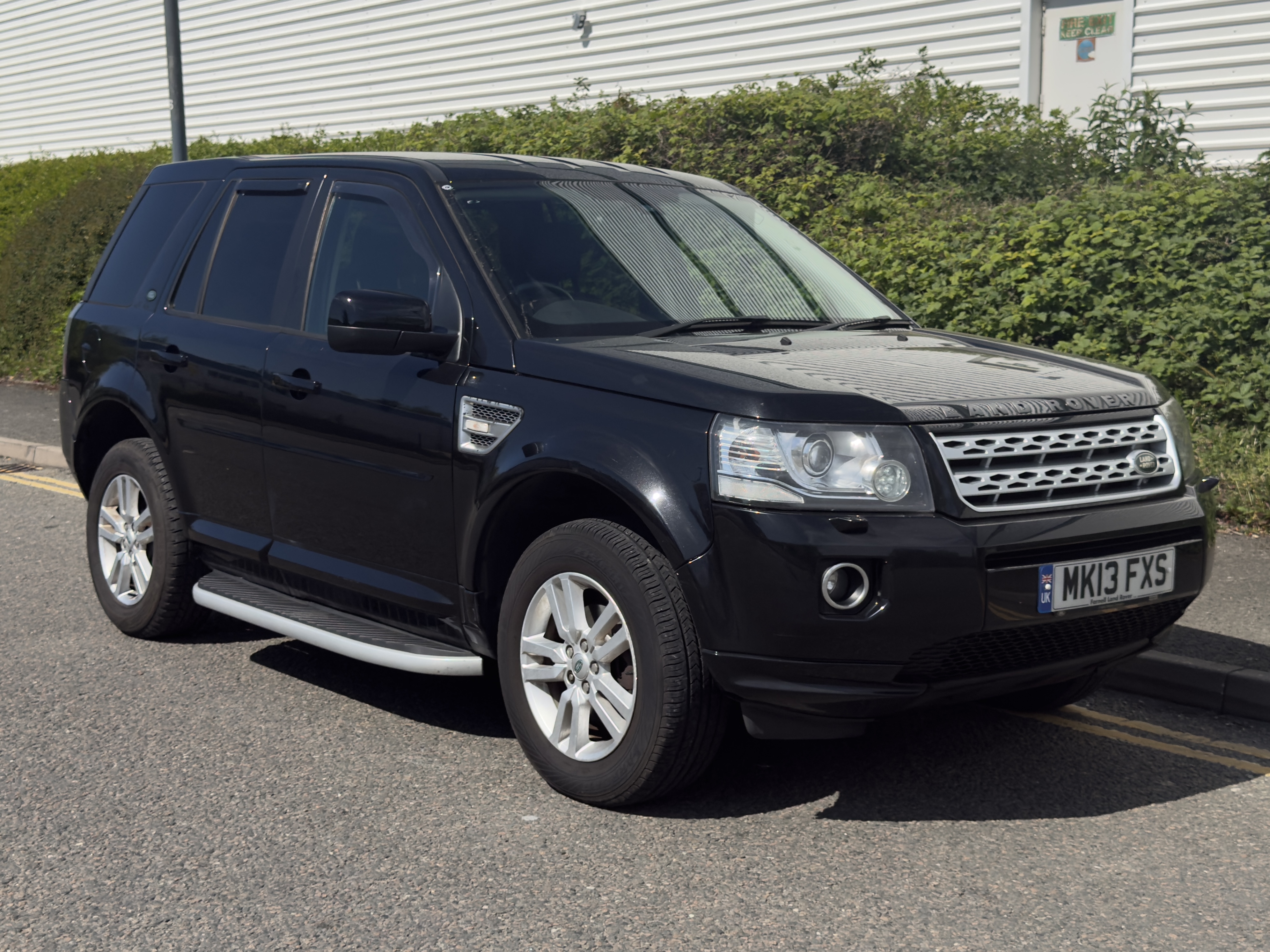 Land Rover Freelander 2 2.2 SD4 XS CommandShift 4WD Euro 5 5dr (2013)