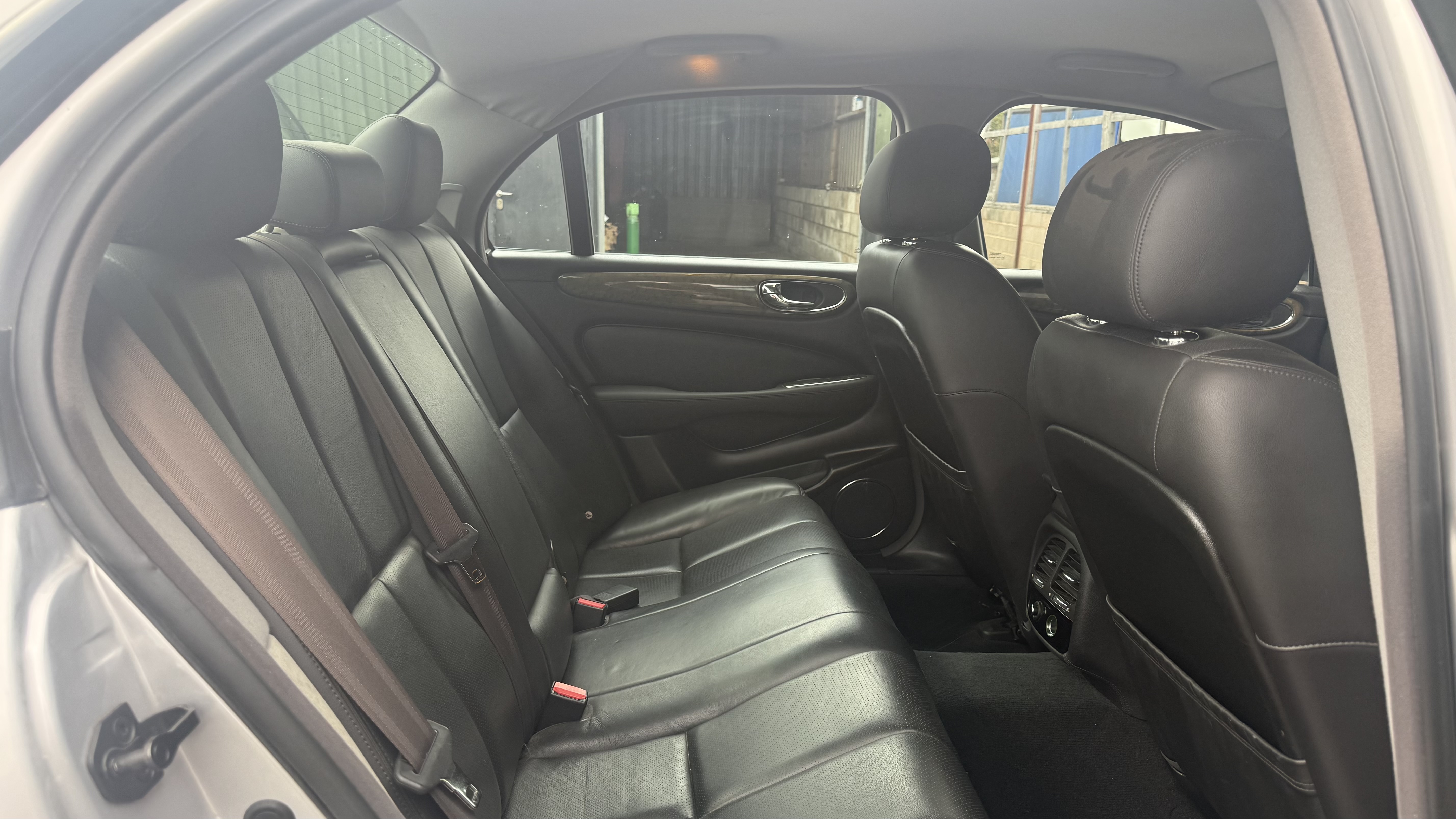 Jaguar XJ XJ8 Sport (2003) 4.2 XJ8 Sport Saloon 4dr Petrol Automatic (2003)