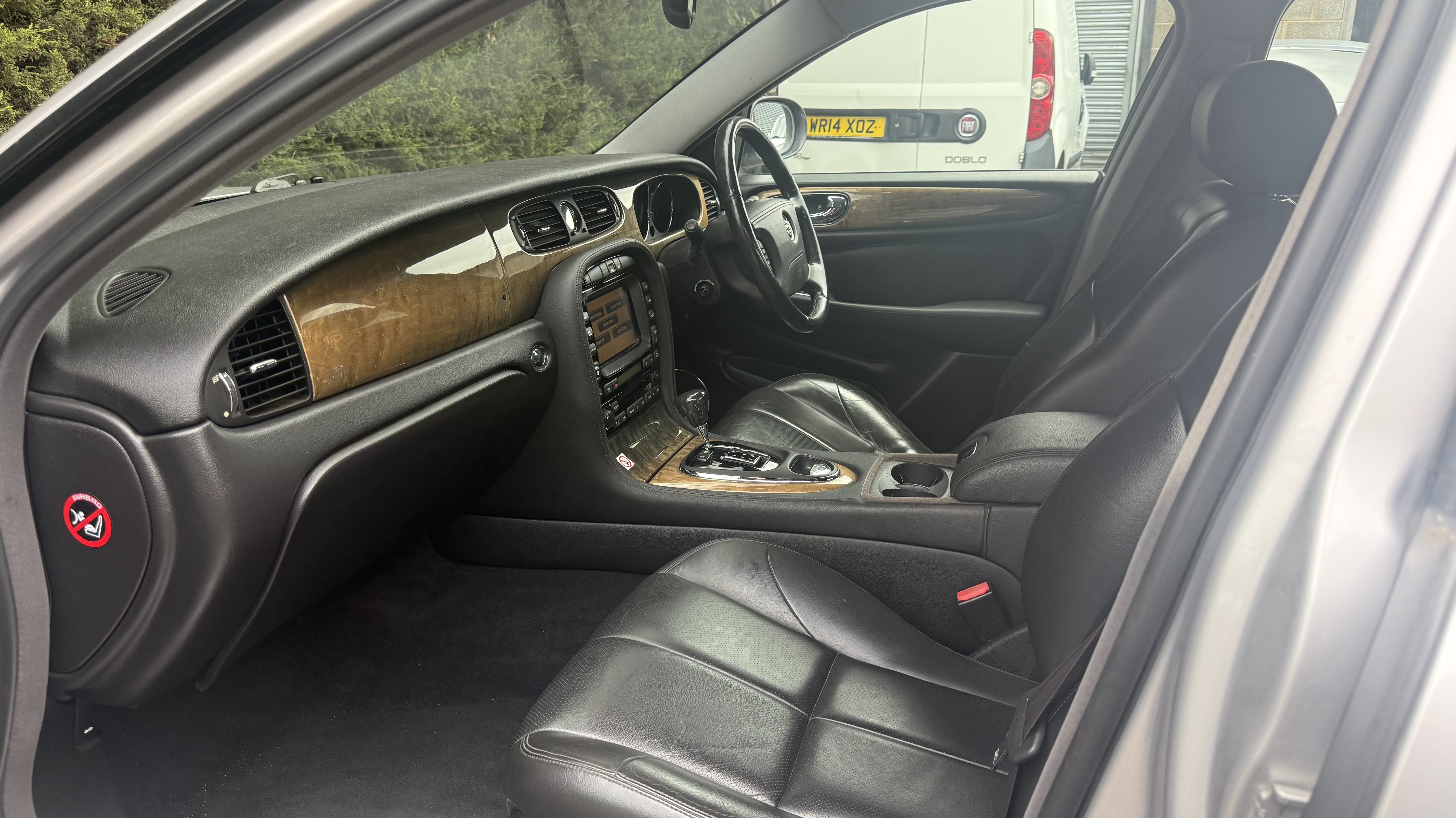 Jaguar XJ XJ8 Sport (2003) 4.2 XJ8 Sport Saloon 4dr Petrol Automatic (2003)
